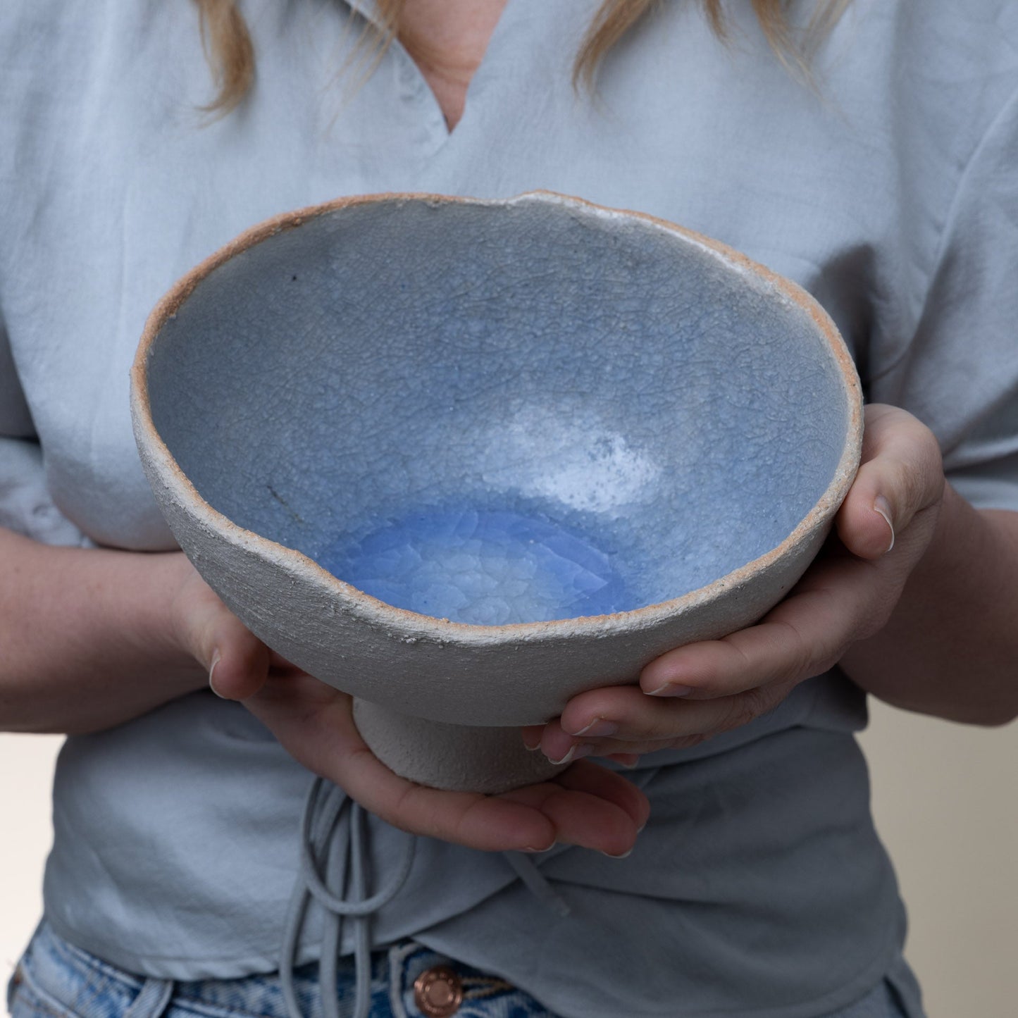 Alzata in Ceramica Artigianale – Gres Beige e Azzurro - AUTHENTICO CERAMICS
