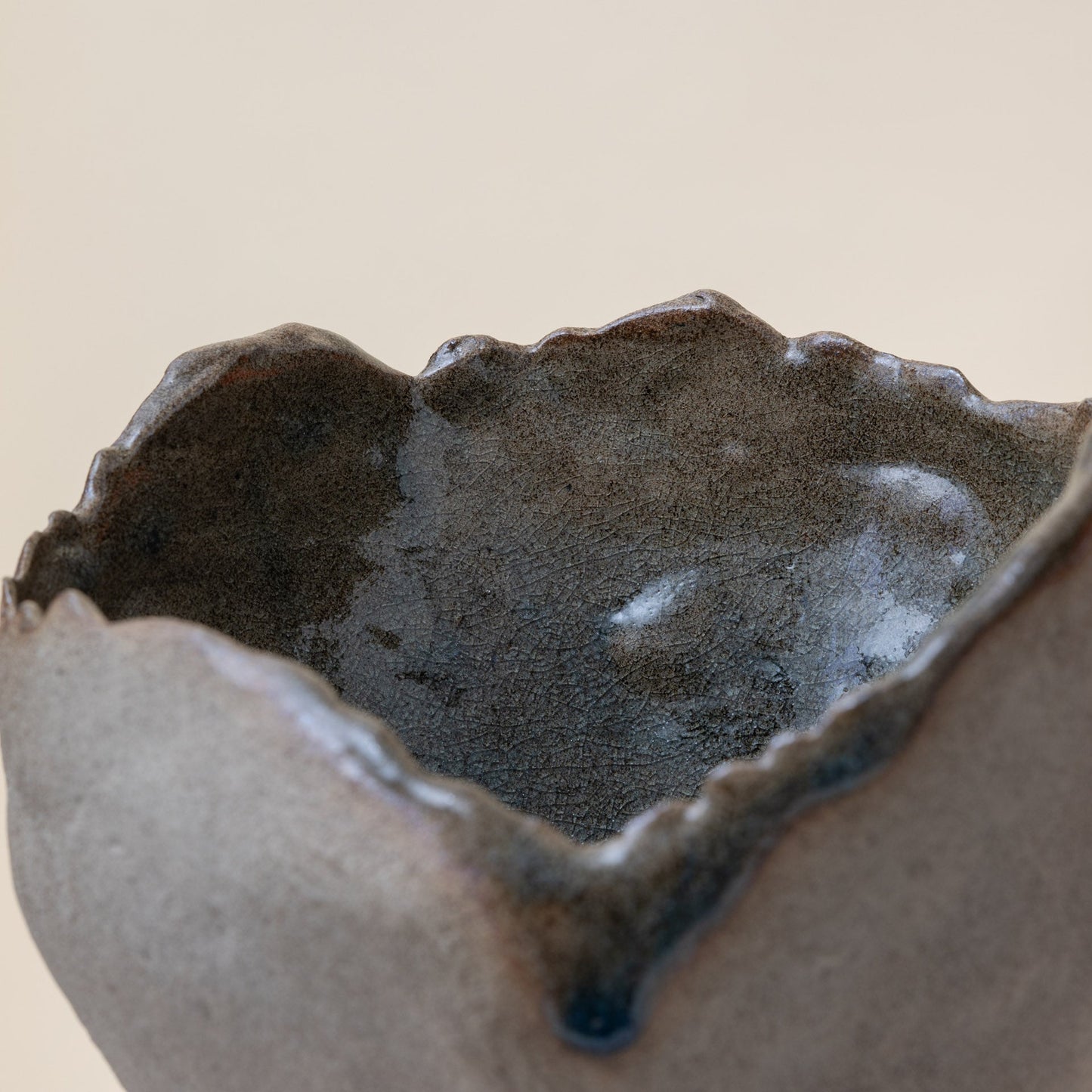 Vaso Scultura in Gres Artigianale – Grigio e Blu - AUTHENTICO CERAMICS