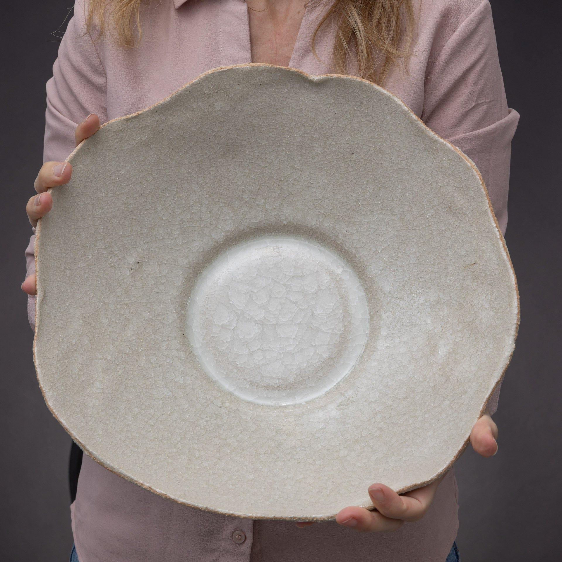 Piatto Ciotola Grande in Gres Artigianale Beige - AUTHENTICO CERAMICS