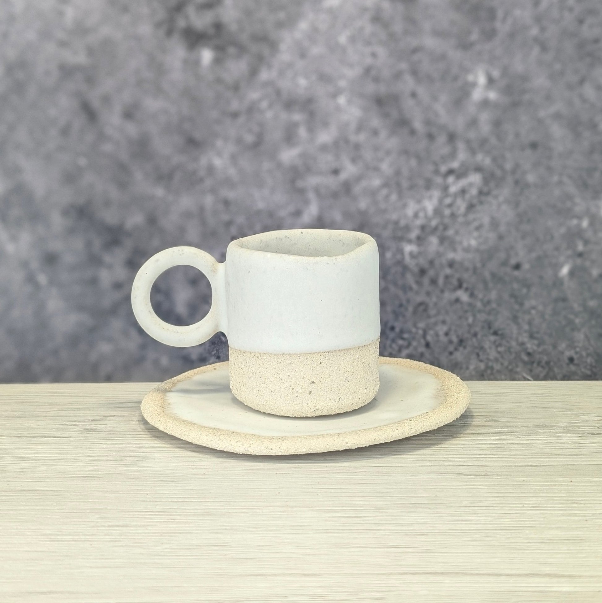 Tazzina con Piattino in Gres Beige – Artigianale - AUTHENTICO CERAMICS