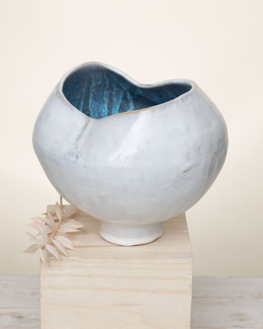 Vaso Moonjar Design con Interno Blu Craquelé - AUTHENTICO CERAMICS